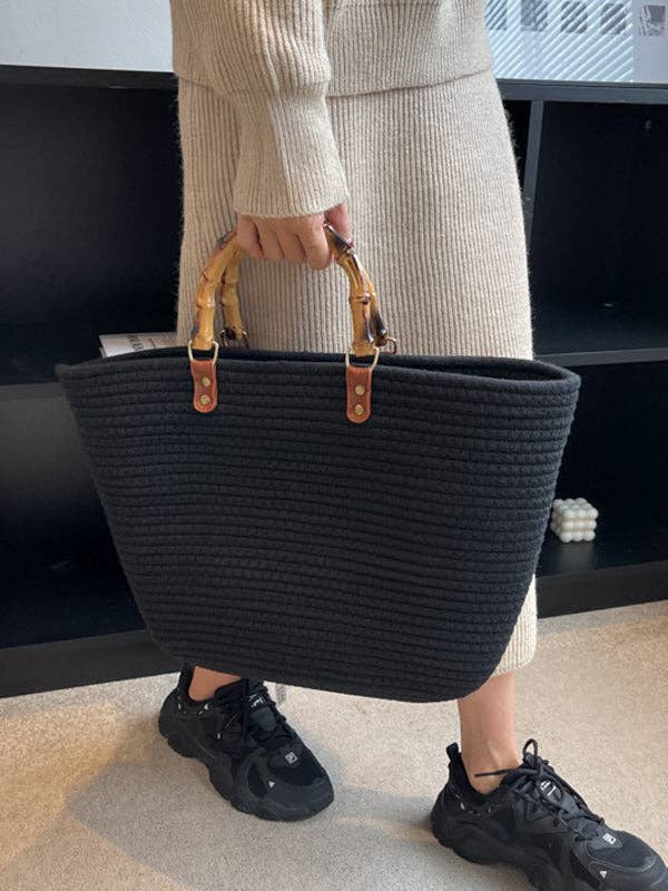 Fashion Handbags: BLACK