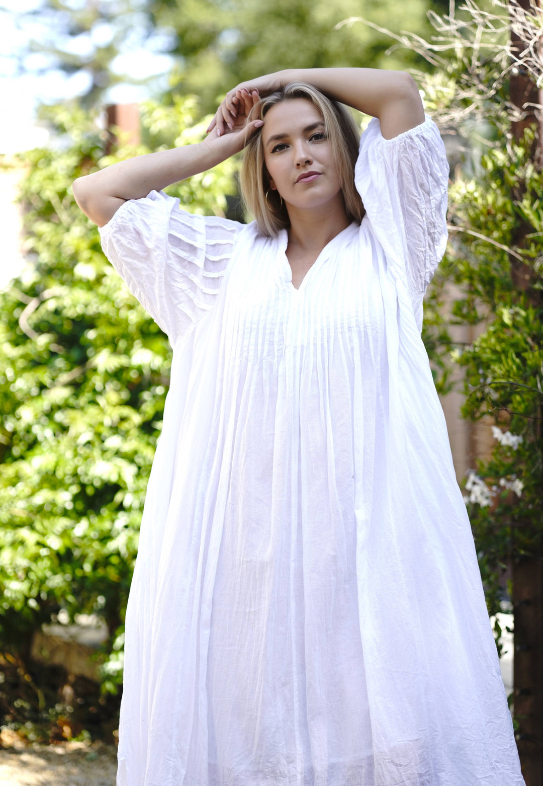 Zing Dress : White / L/XL