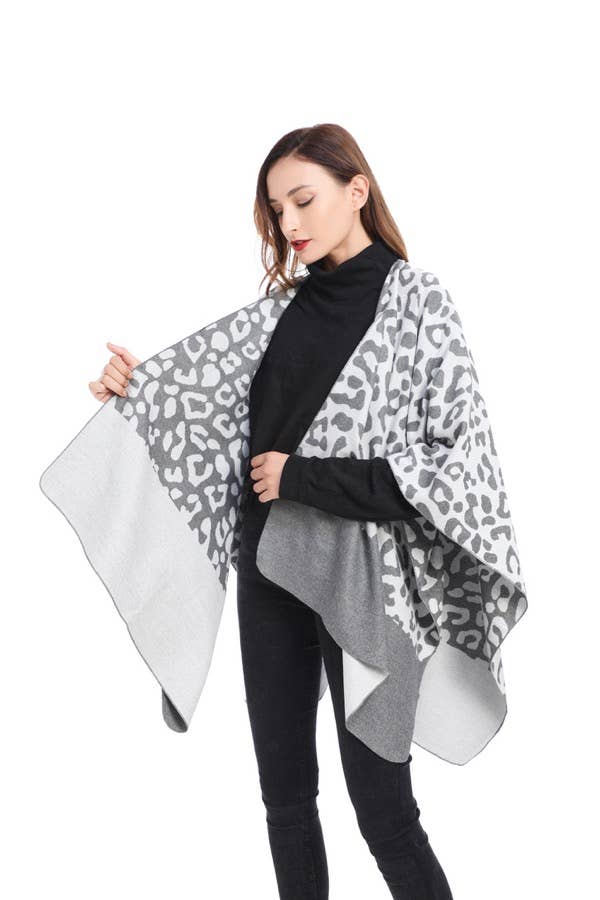 Cheetah Print Reversible Cape: 02 Black
