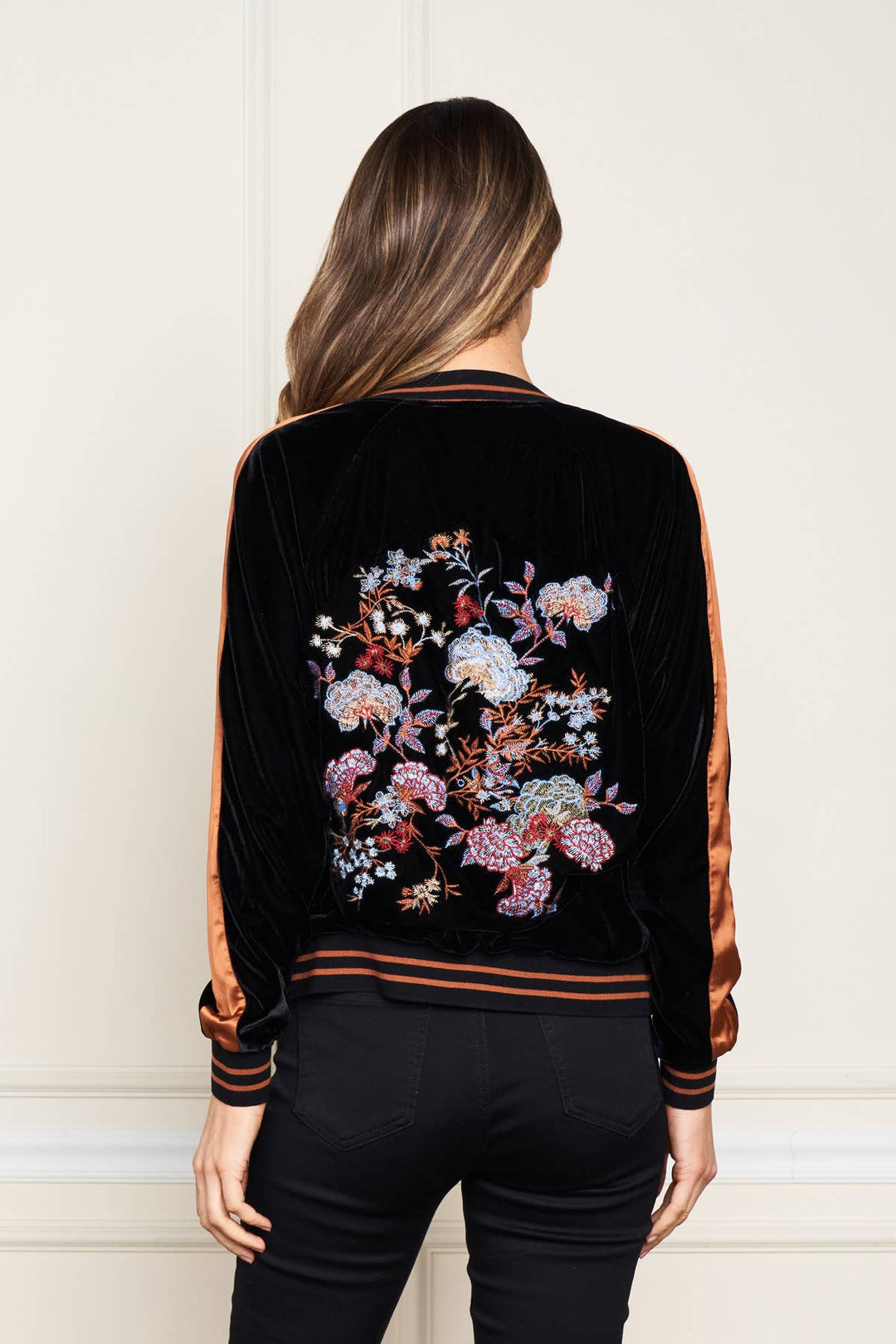 5714-MAJ Velvet Baseball Jkt: Black/ S