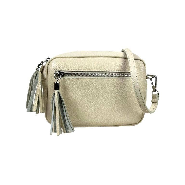 Leather shoulder bag with fringe: Grass Green