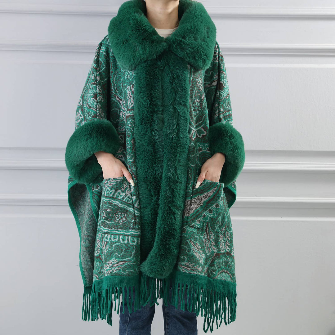 PE361 Paisley print cape: Navy