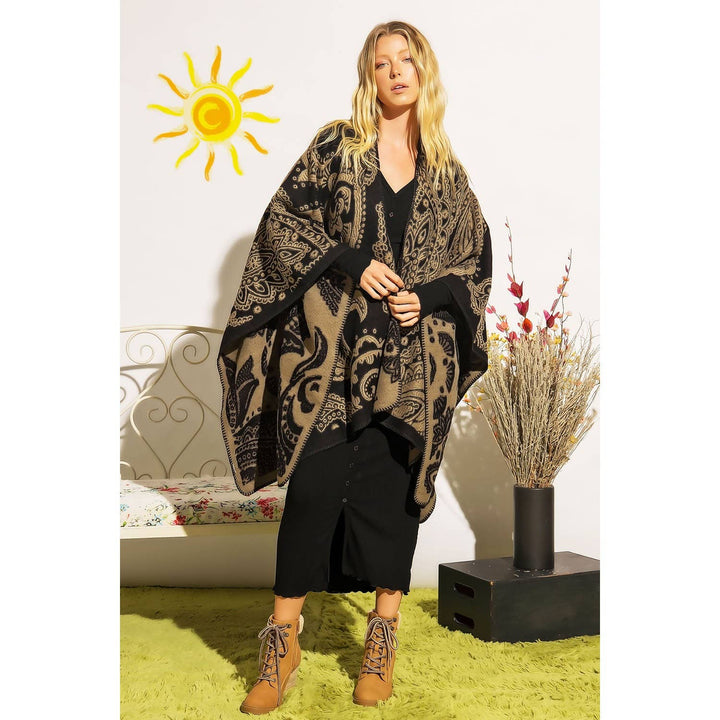 REVERSIBLE FLORAL JACQUARD PONCHO: Red / Black / ONE SIZE
