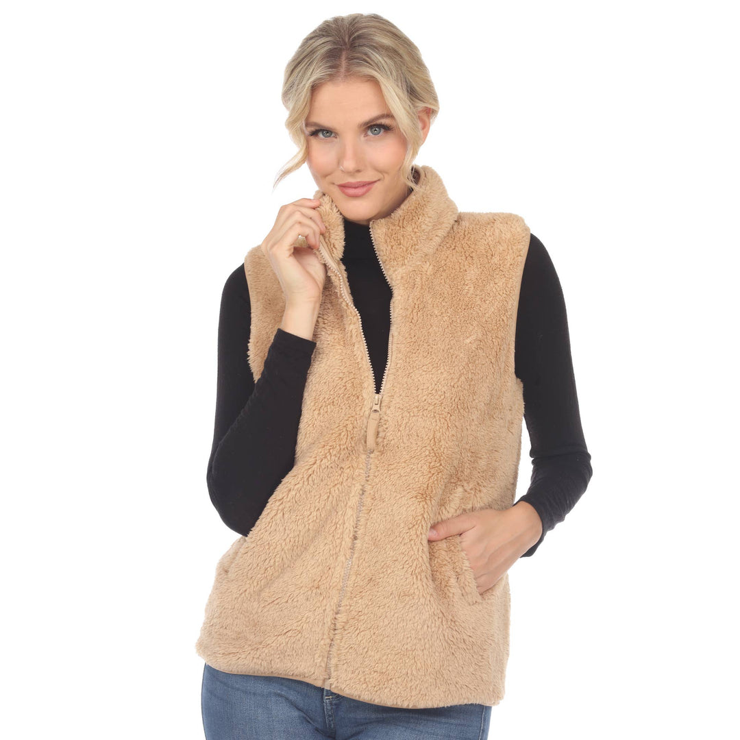 Zip up sherpa vest: Black / M
