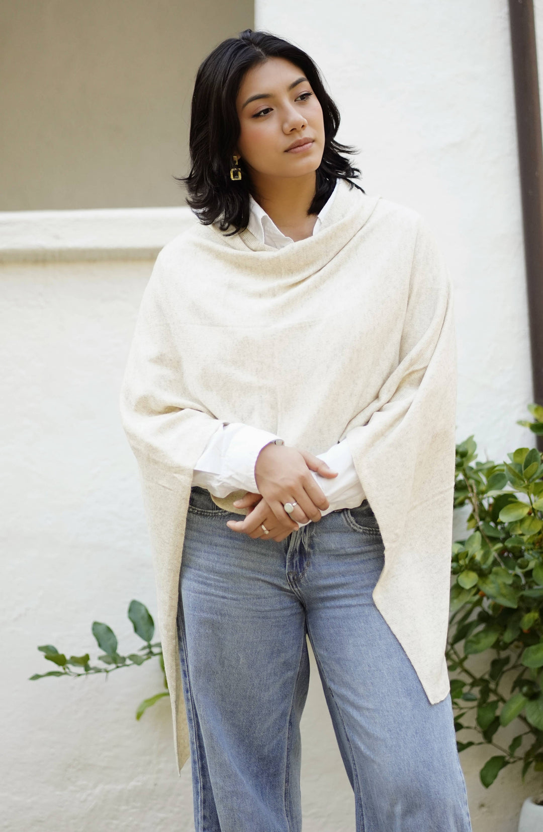 Cashmere Poncho: Oatmeal