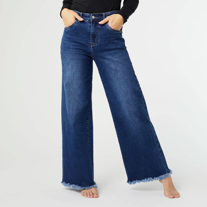 Wide Leg with Frayed Bottom: Dark Denim / S