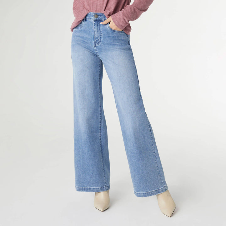 Leg: Medium Denim / M