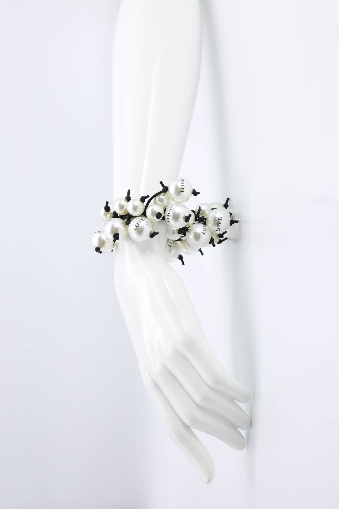 Jianhui London - Hand-crocheted Faux Pearl Bracelet - Love letter