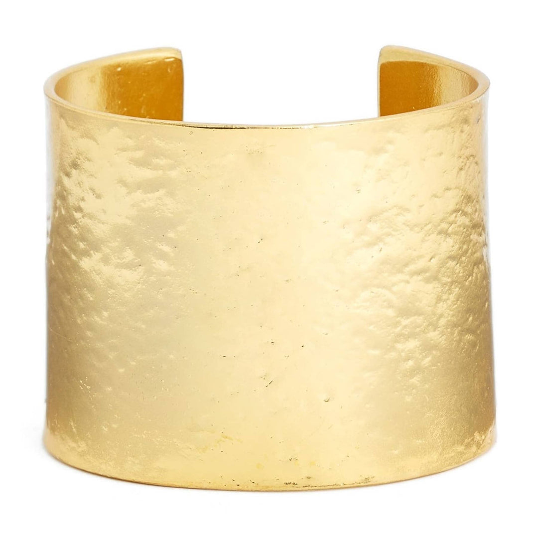 - Textured Cuff